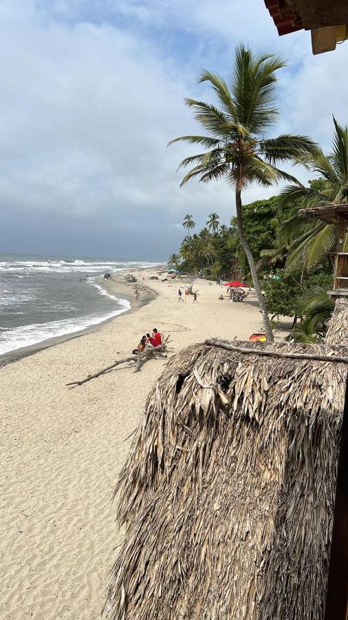Palm Beach Hostal Guachaca ภายนอก รูปภาพ